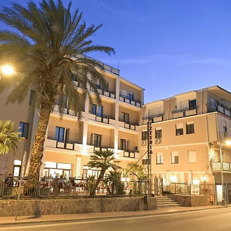 Corallo New Hotel 4*